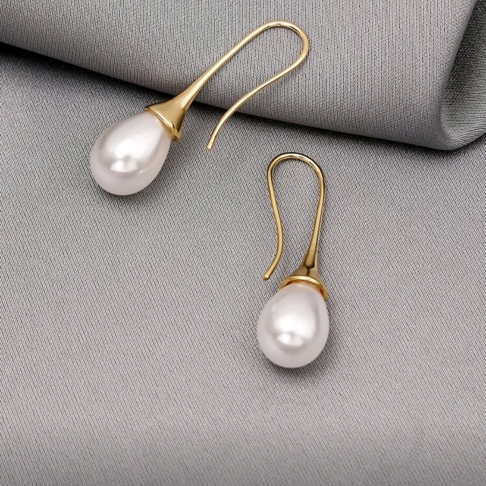 Elegant Gold and White Pearl Drop Earrings - Picture 3 of 5